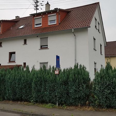 Outletcity Ferienwohnung Apartment 2 Metzingen  Eksteriør billede