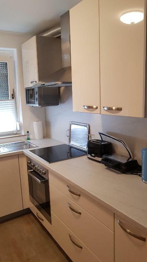Outletcity Ferienwohnung Apartment 2 Metzingen  Eksteriør billede
